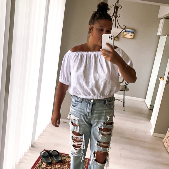 Meet your Posher, Beth - Picture 1 of 1